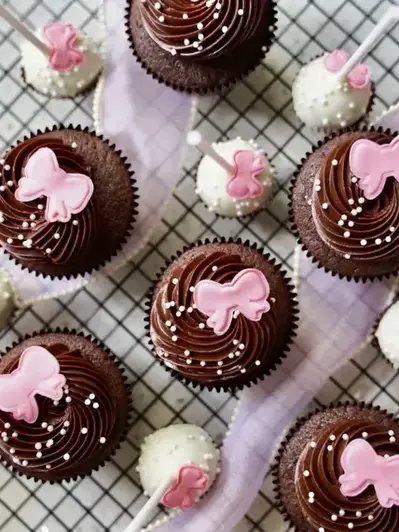 Behind the scenes at Mo Made Patisserie - Monisha crafting artisanal cakes